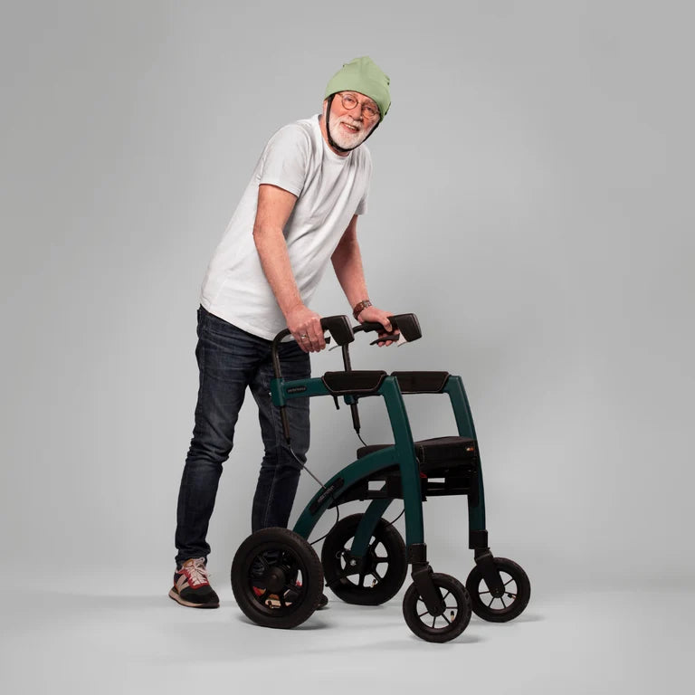 Lenny Summer - Ribcap Protective Medical Helmet